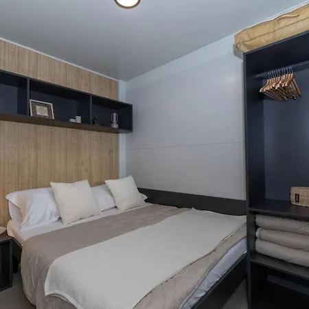 Mayla Mobile Home, *